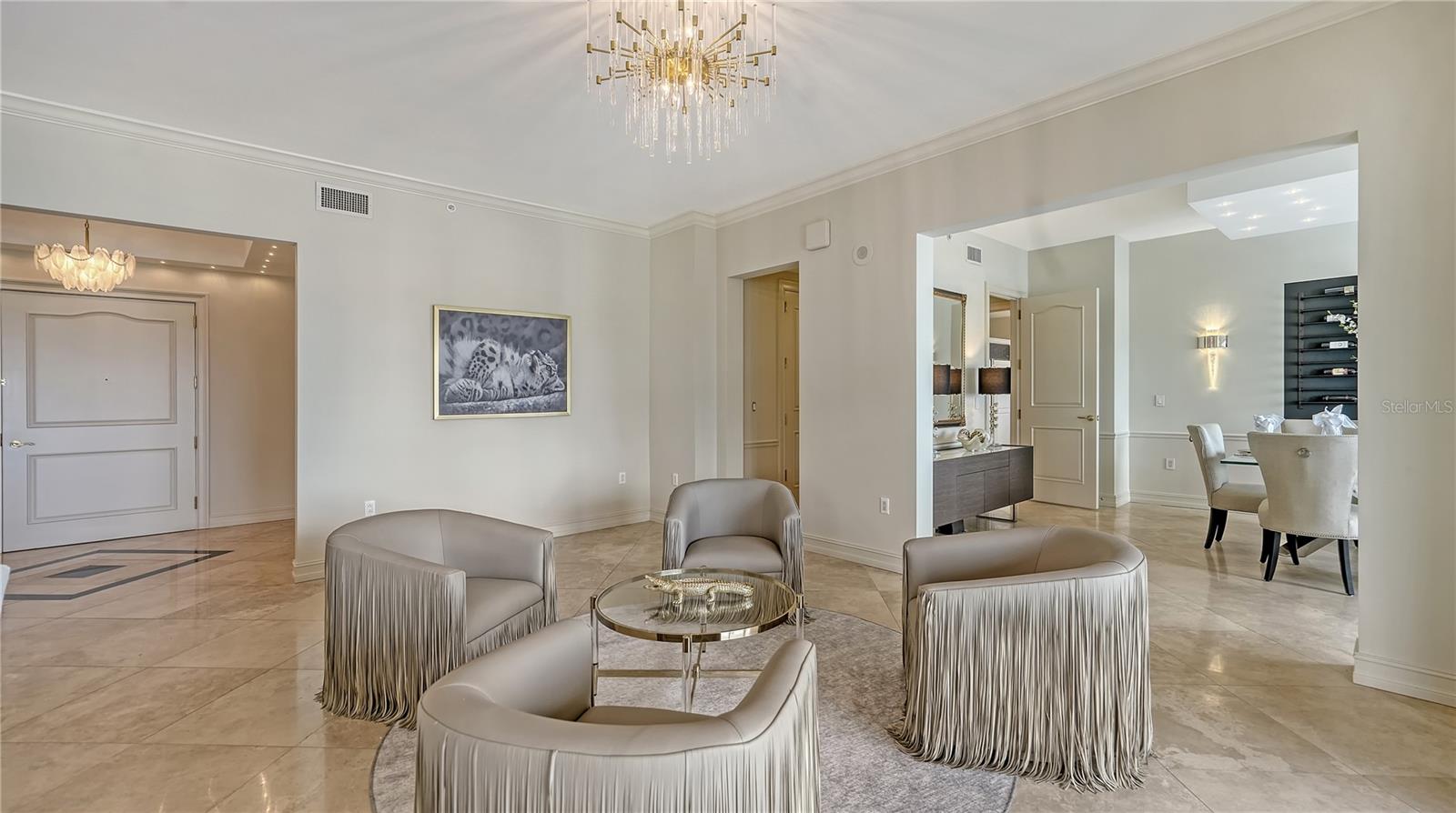 THE RESIDENCES - Residential