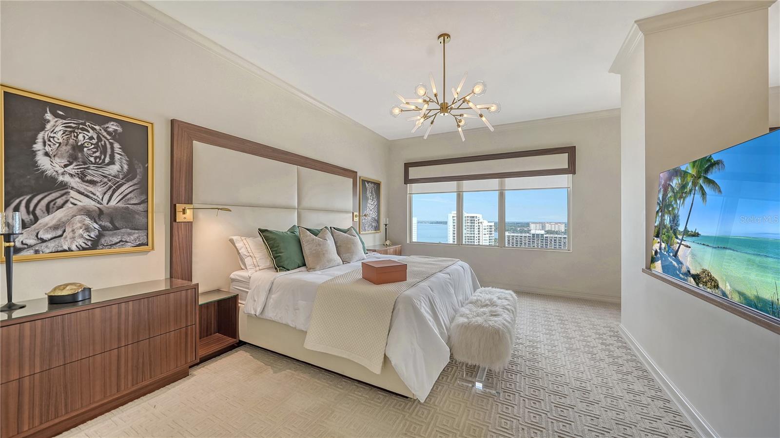 THE RESIDENCES - Residential