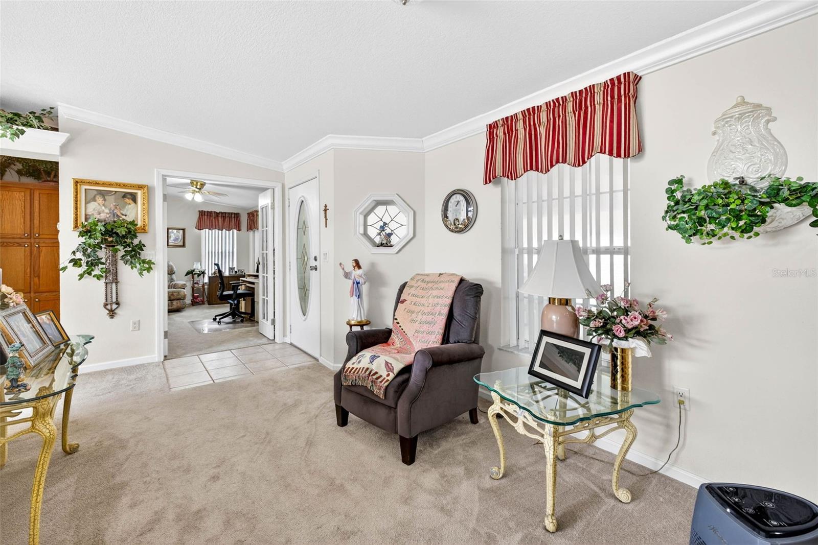 HAMPTON COURT UNREC - Residential