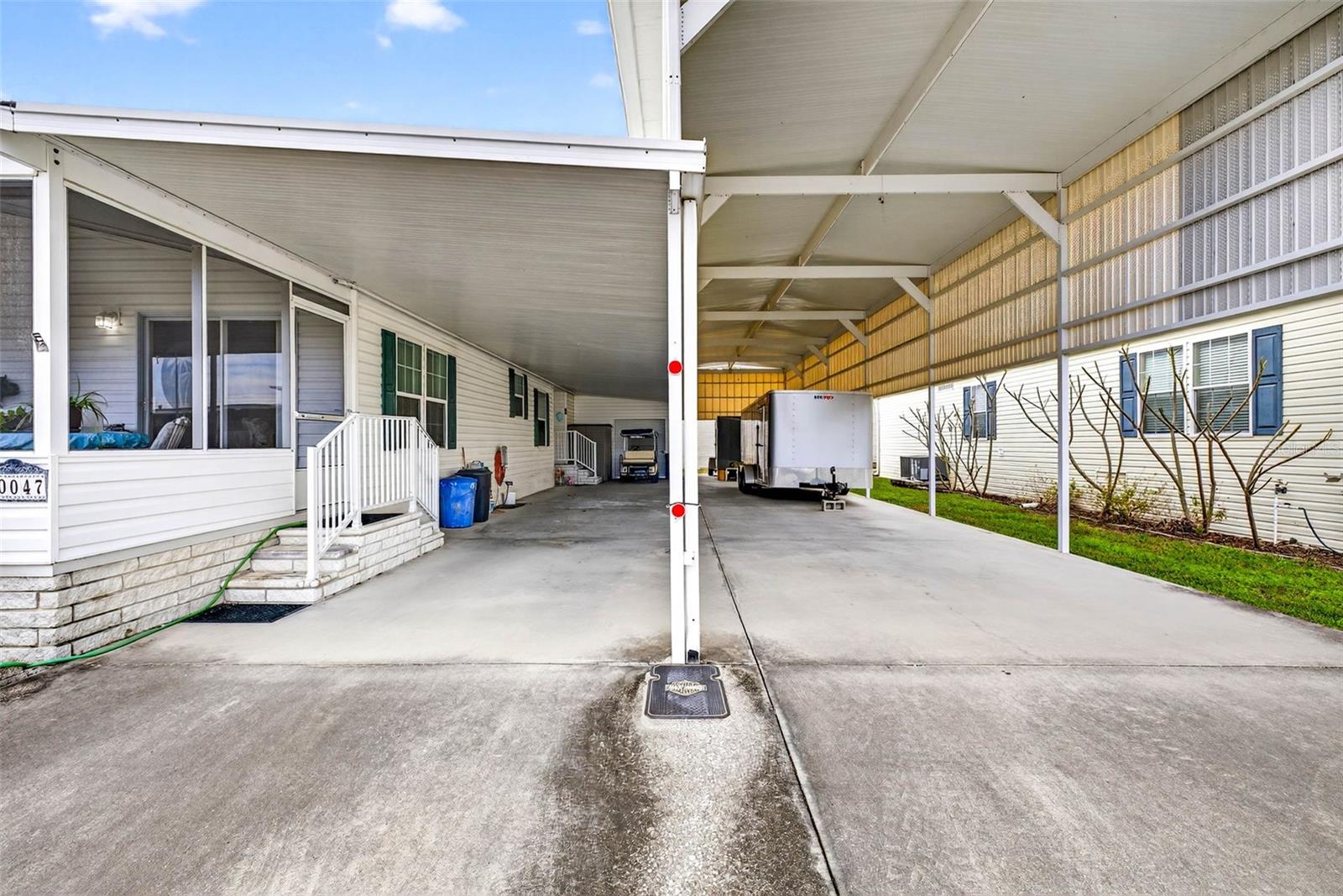 HAMPTON COURT UNREC - Residential