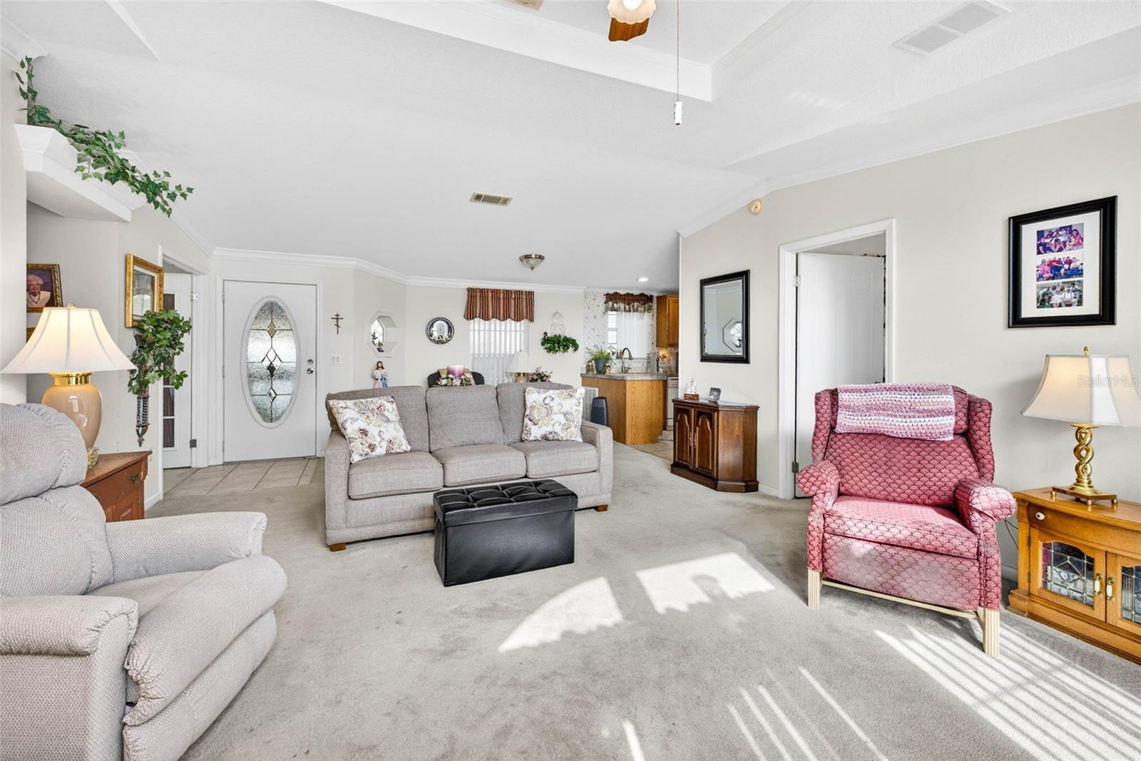 HAMPTON COURT UNREC - Residential