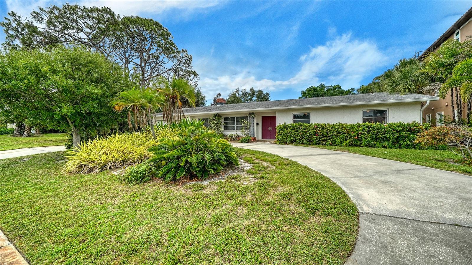 Search Properties for Sale 4 621 ALHAMBRA ROAD