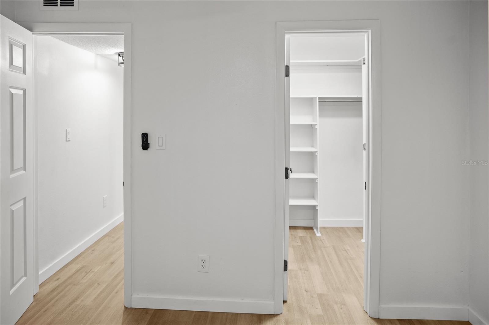 THE GREENS OF TOWNN COUNTRY - Residential