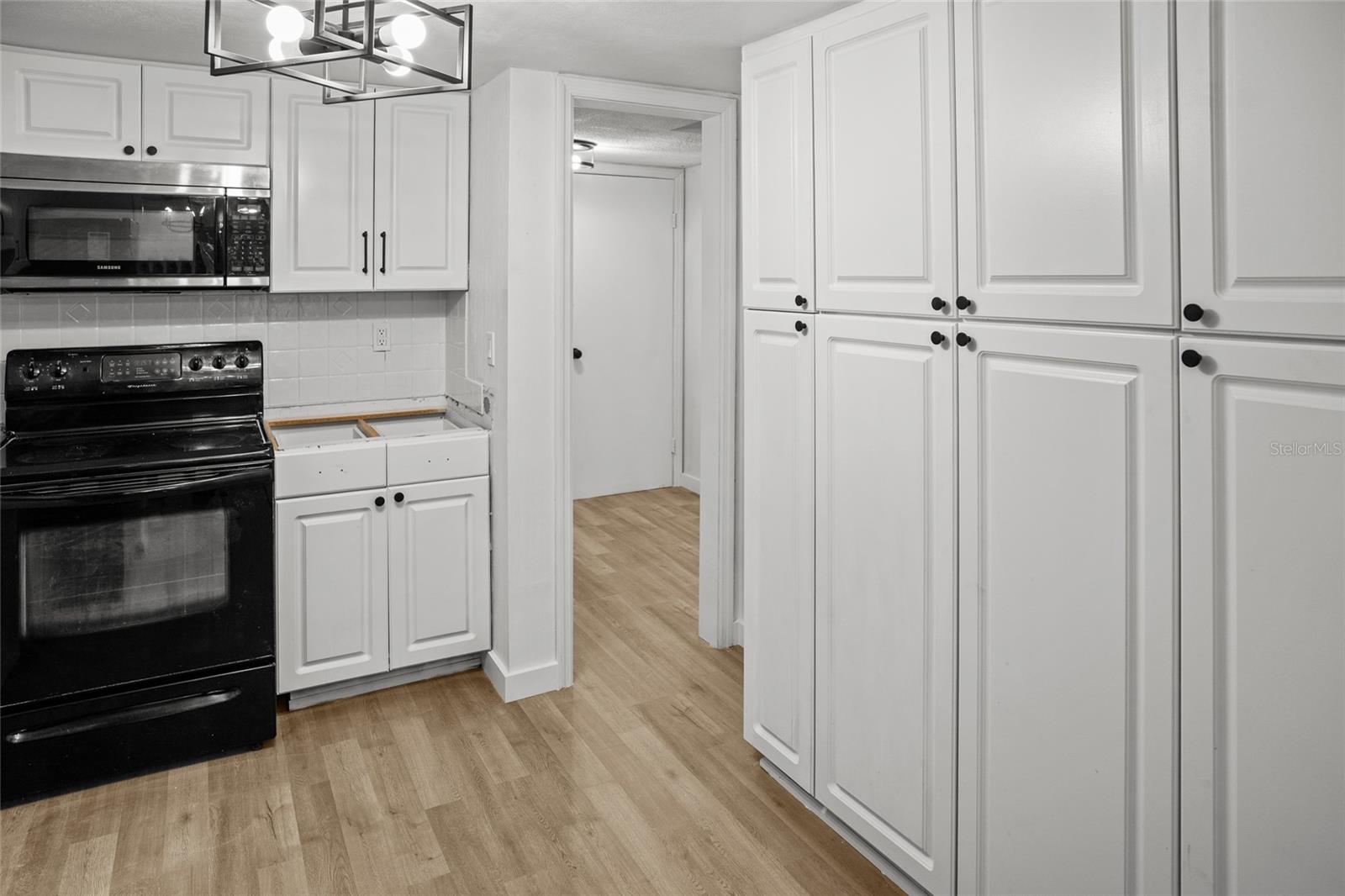 THE GREENS OF TOWNN COUNTRY - Residential