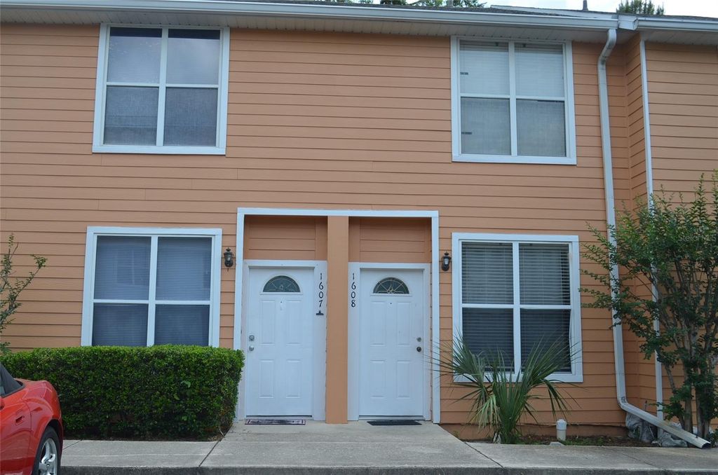 Photo of 3870 SW 20th Avenue #1607, Gainesville, FL 32607 (MLS # GC530211)