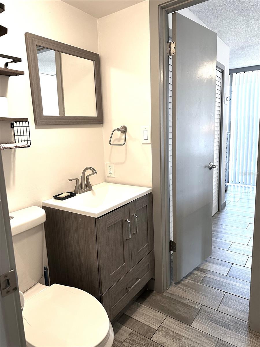 HARBOR BLUFFS WATERFRONT CONDO - Residential Lease