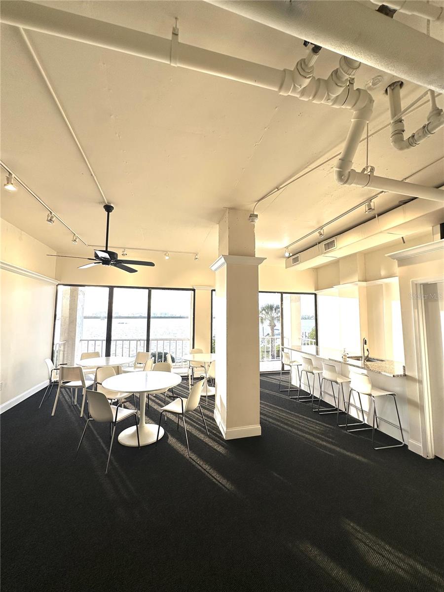 HARBOR BLUFFS WATERFRONT CONDO - Residential Lease