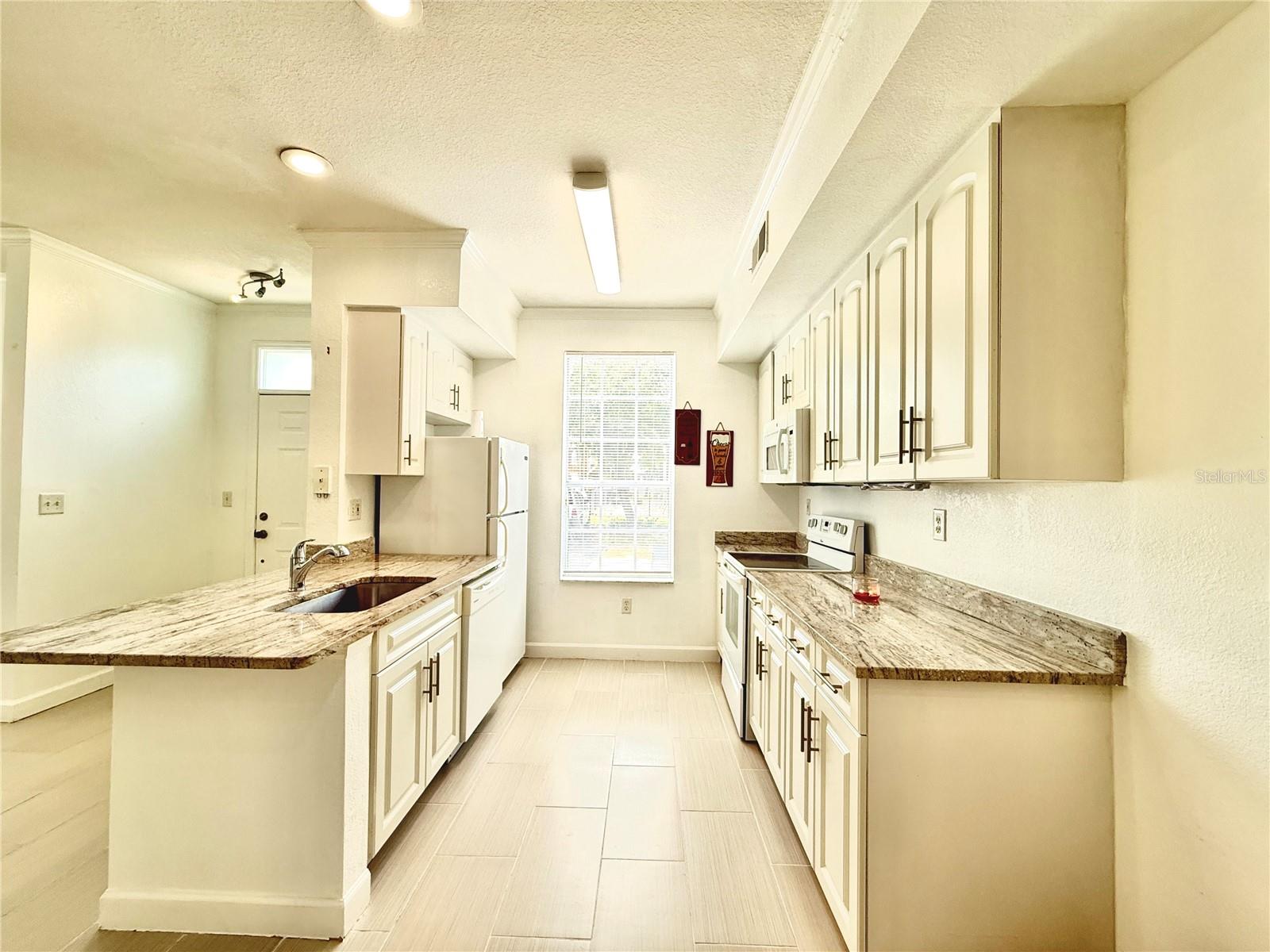 LAKE CHASE CONDO - Residential