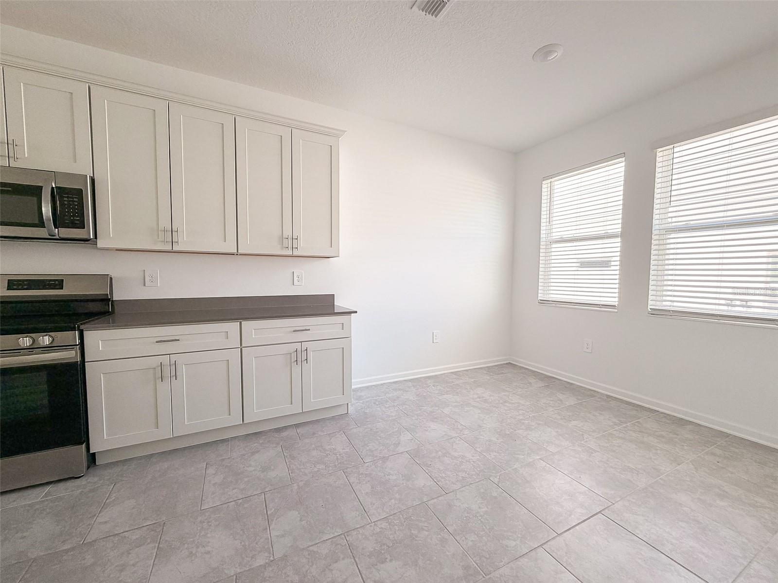 RHETTS RDG - Residential Lease