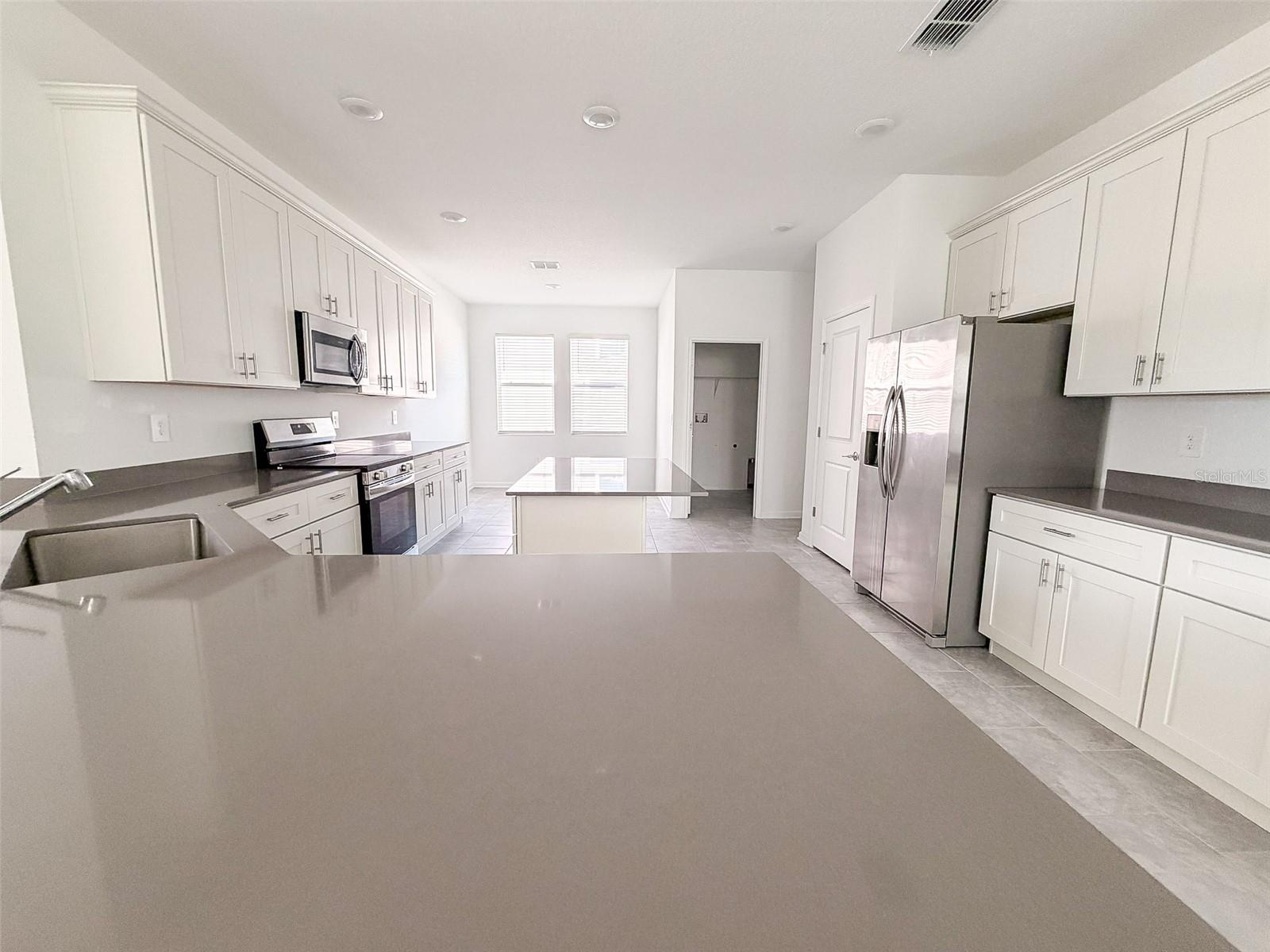 RHETTS RDG - Residential Lease