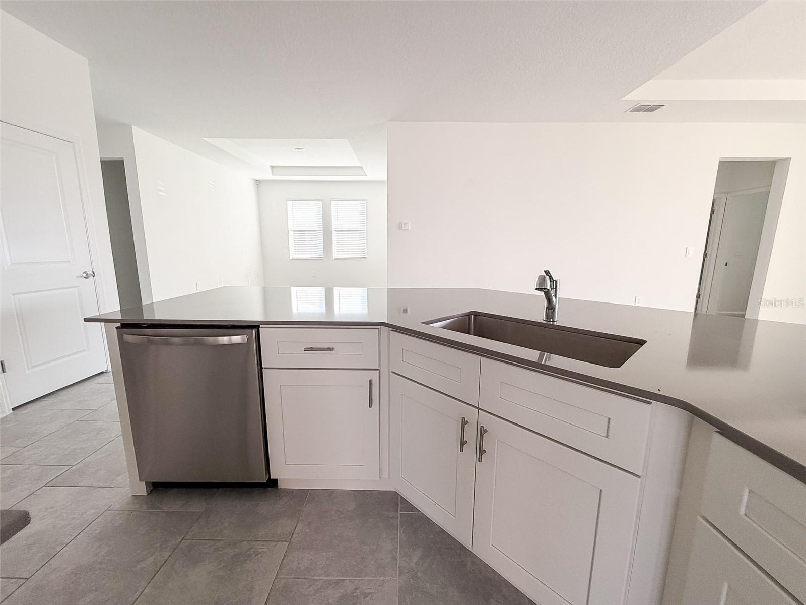 RHETTS RDG - Residential Lease