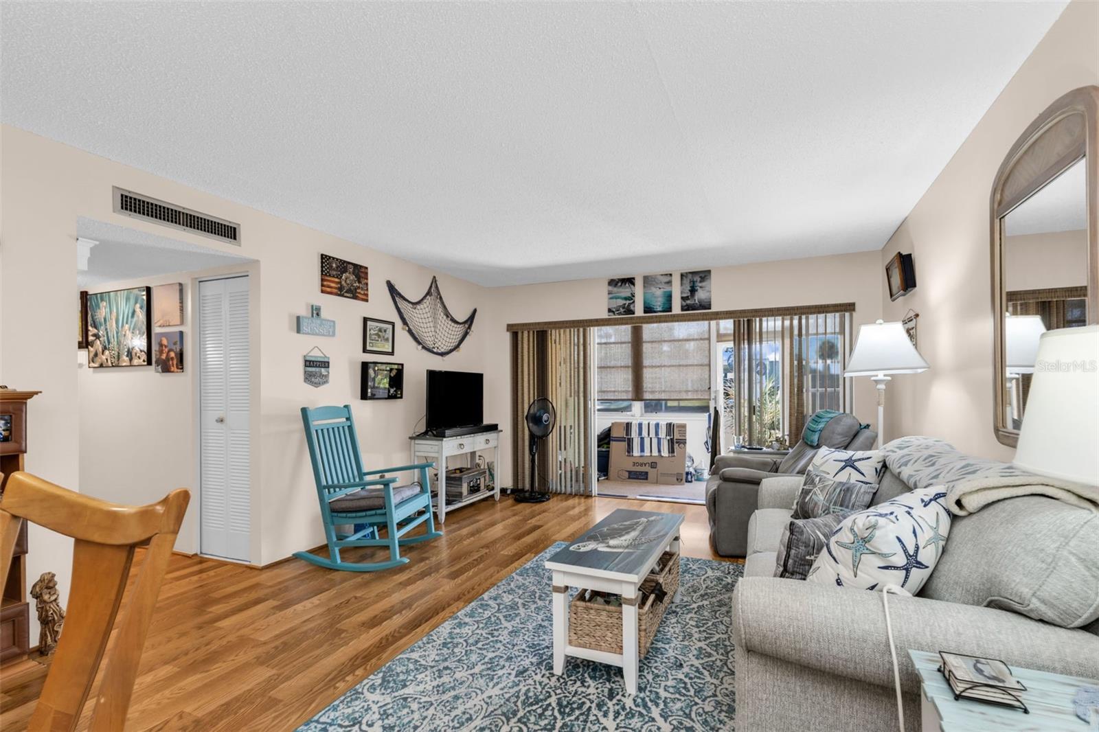 BERKLEY HOUSE - Residential