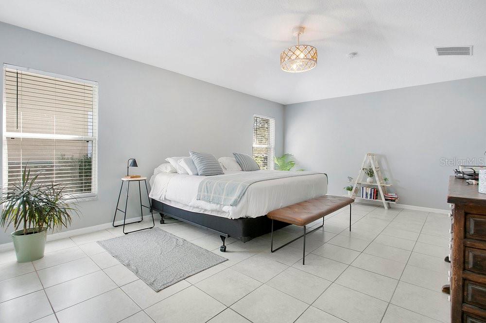 EAGLE CRK PH 01A - Residential Lease