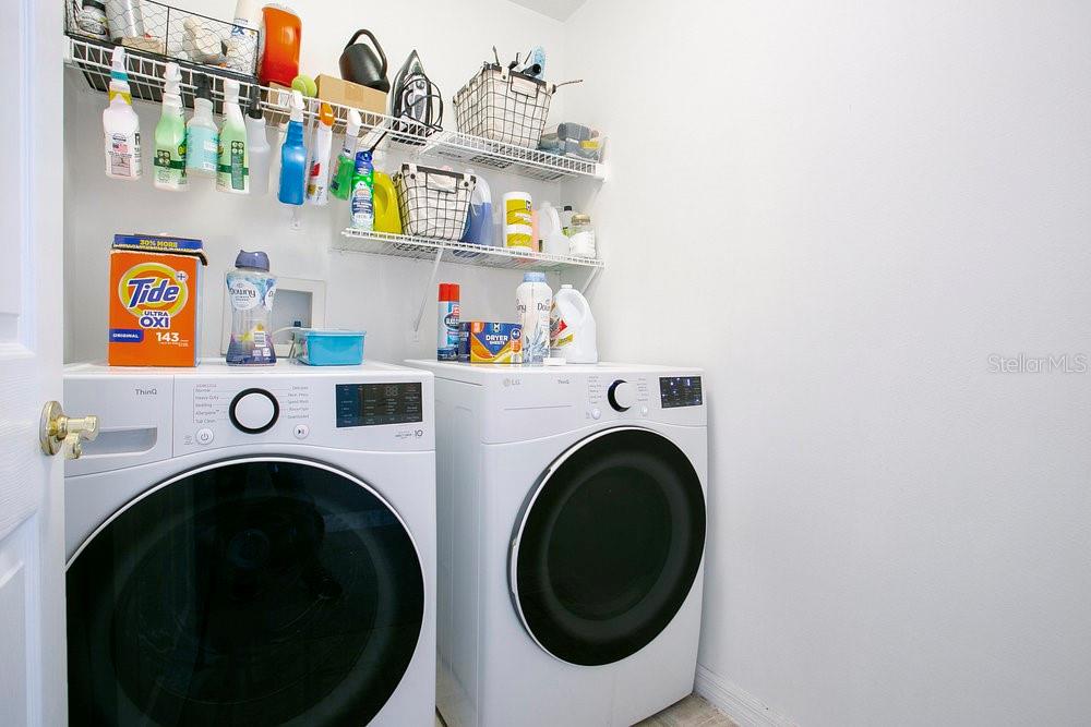 EAGLE CRK PH 01A - Residential Lease