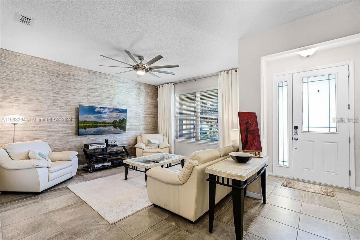 WINDERMERE TRLS PRCL 3 - Residential Lease