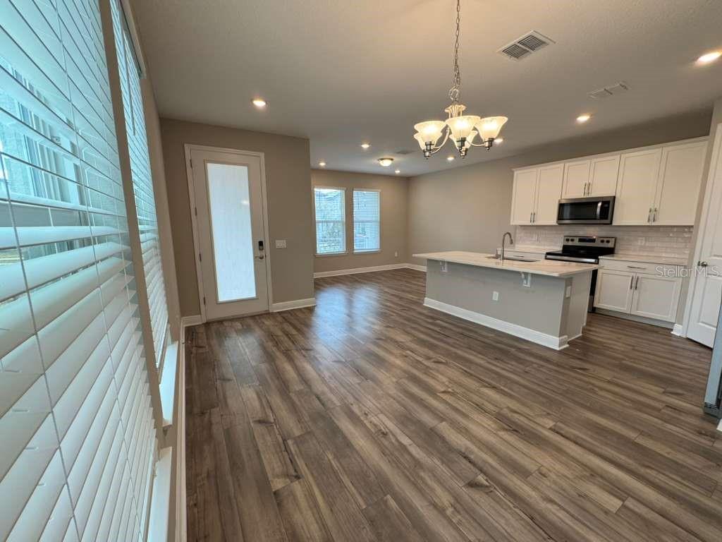 HIGHLAND RDG - Residential Lease