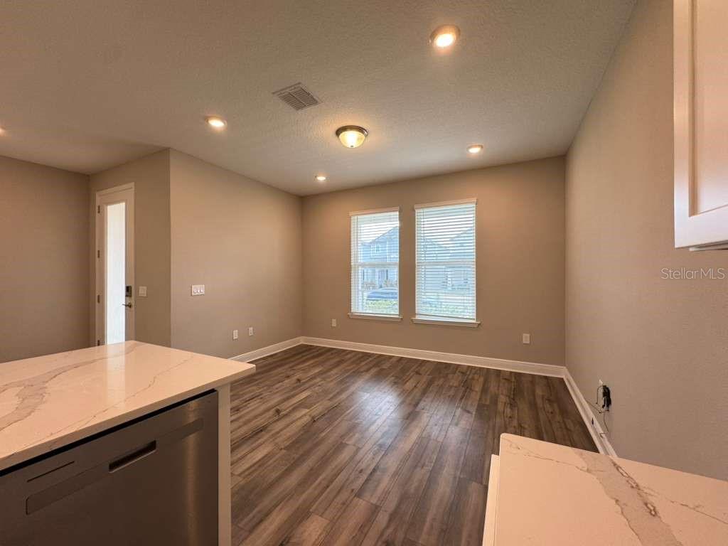 HIGHLAND RDG - Residential Lease