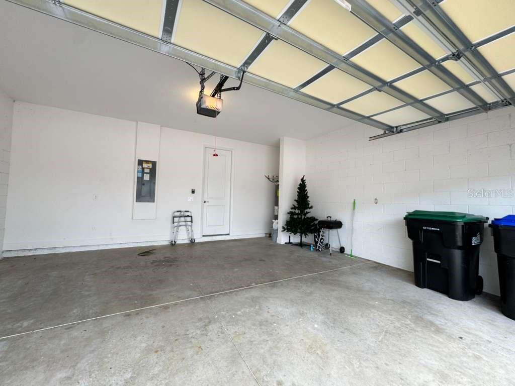 HIGHLAND RDG - Residential Lease