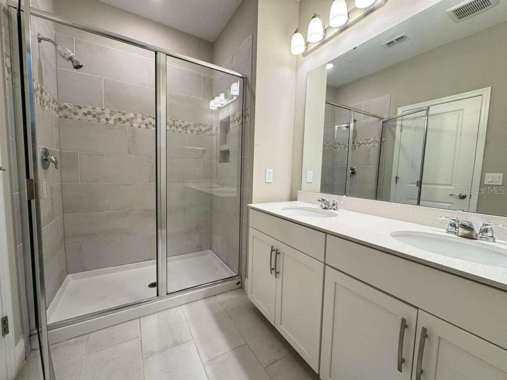 HIGHLAND RDG - Residential Lease