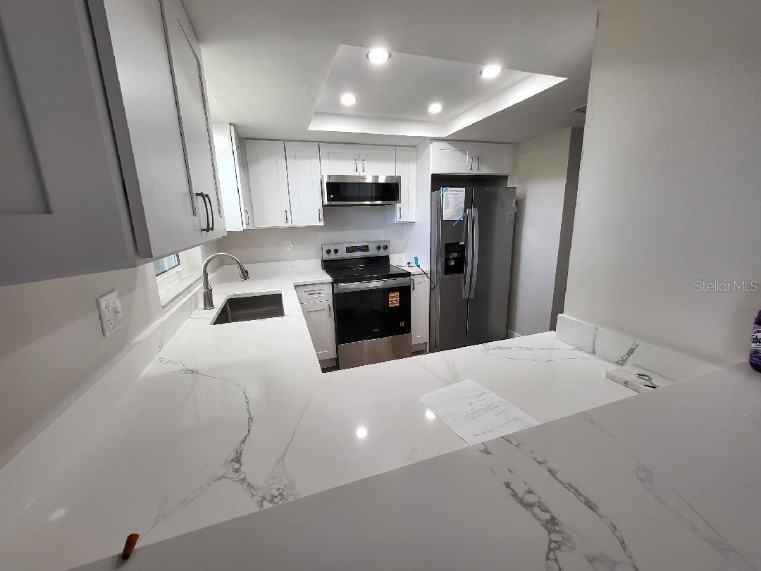 BAY POINTE CONDO - Residential