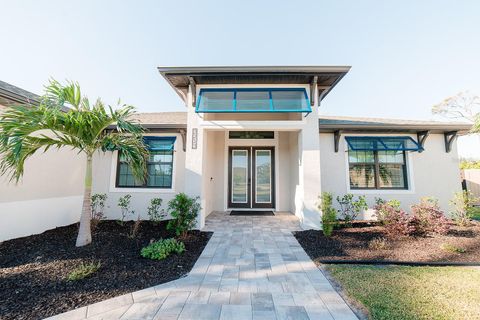 A home in ENGLEWOOD