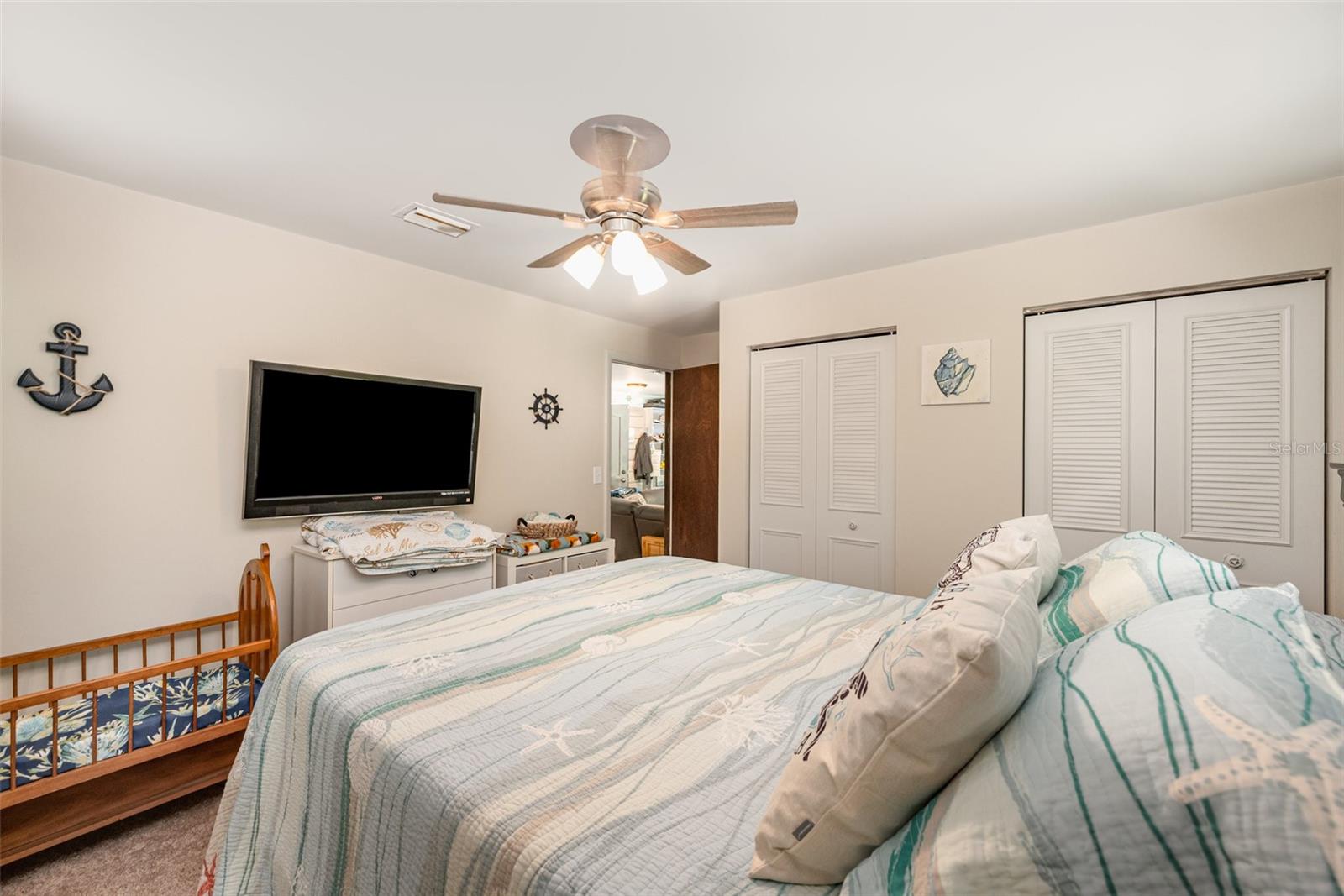 PINE CREST - Residential