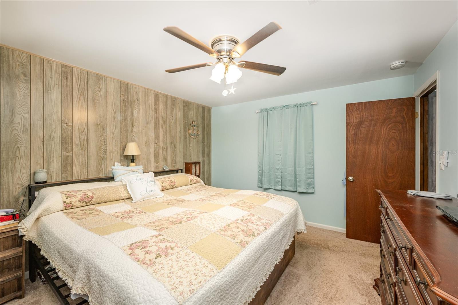 PINE CREST - Residential