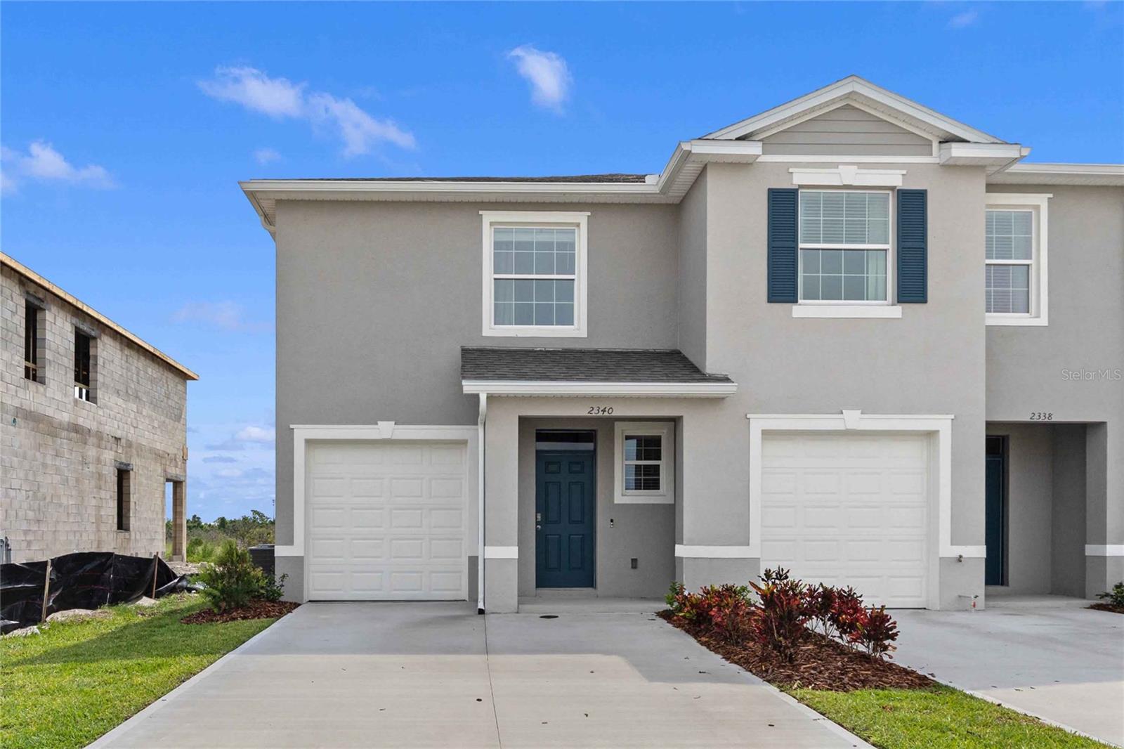 THOMPSON GRV - Residential