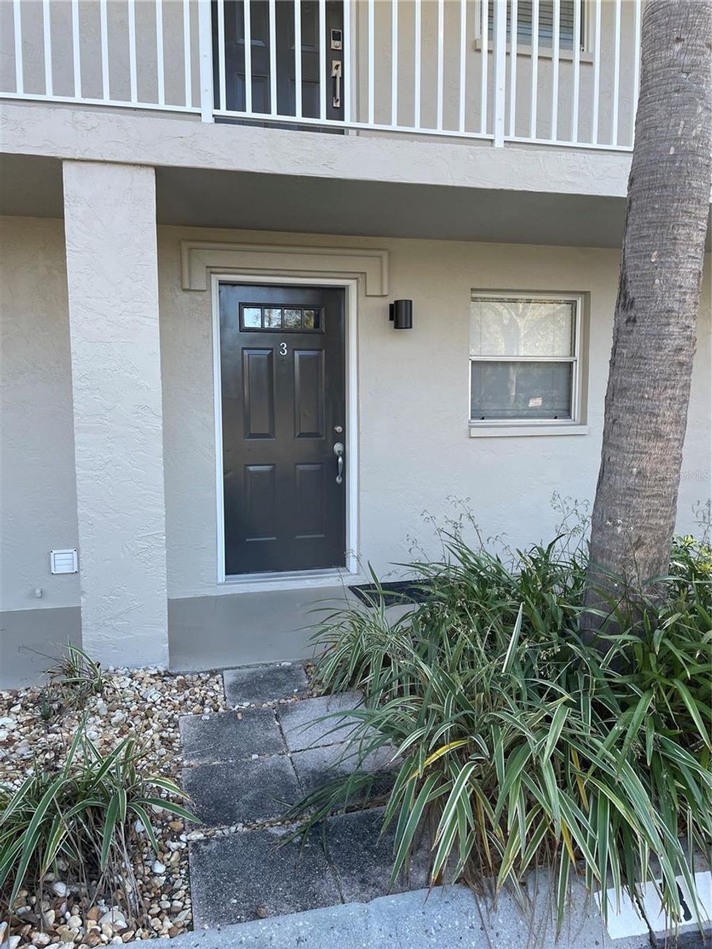 Photo of 918 La Costa Circle #3, Sarasota, FL 34237 (MLS # A4683613)