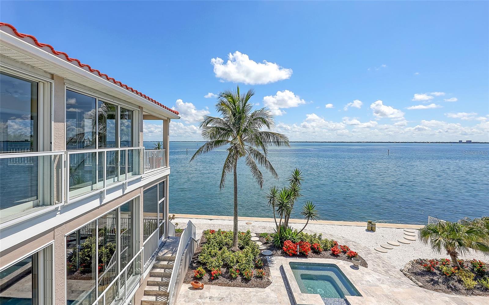 COUNTRY CLUB SHORES SEC 02 - Residential