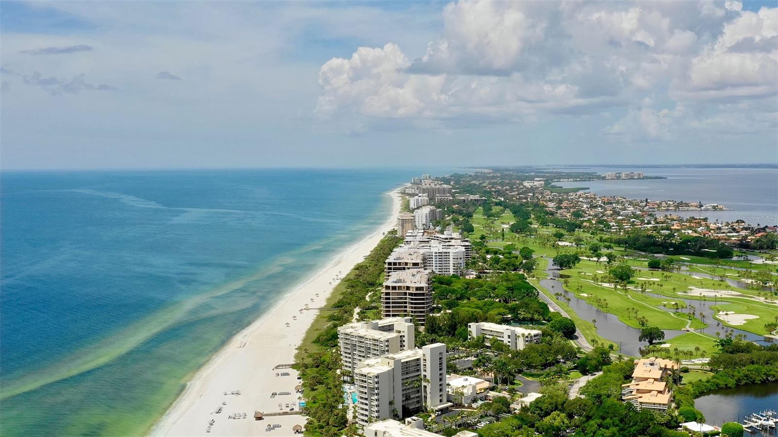 COUNTRY CLUB SHORES SEC 02 - Residential