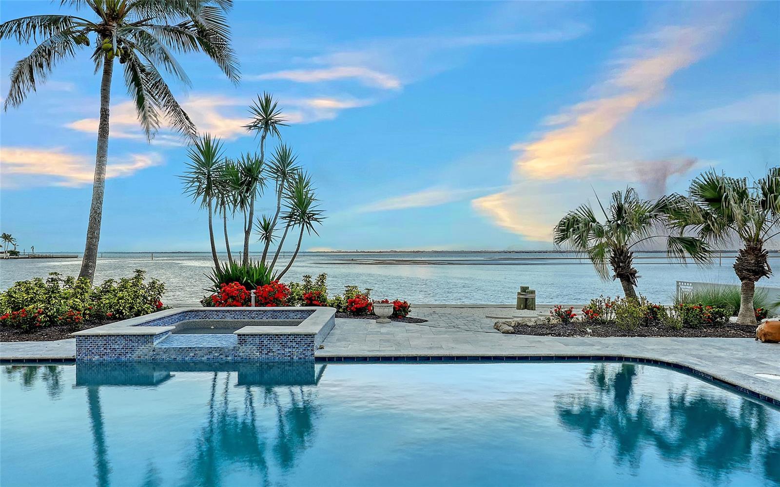 COUNTRY CLUB SHORES SEC 02 - Residential