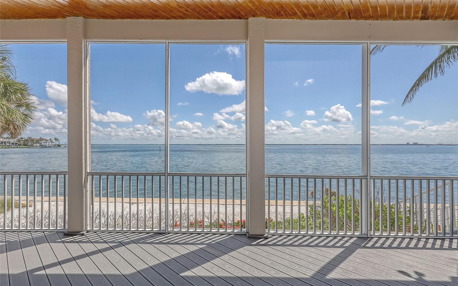 COUNTRY CLUB SHORES SEC 02 - Residential