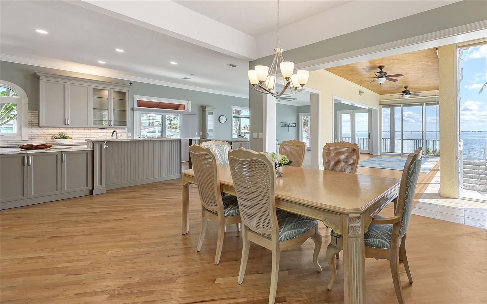 COUNTRY CLUB SHORES SEC 02 - Residential