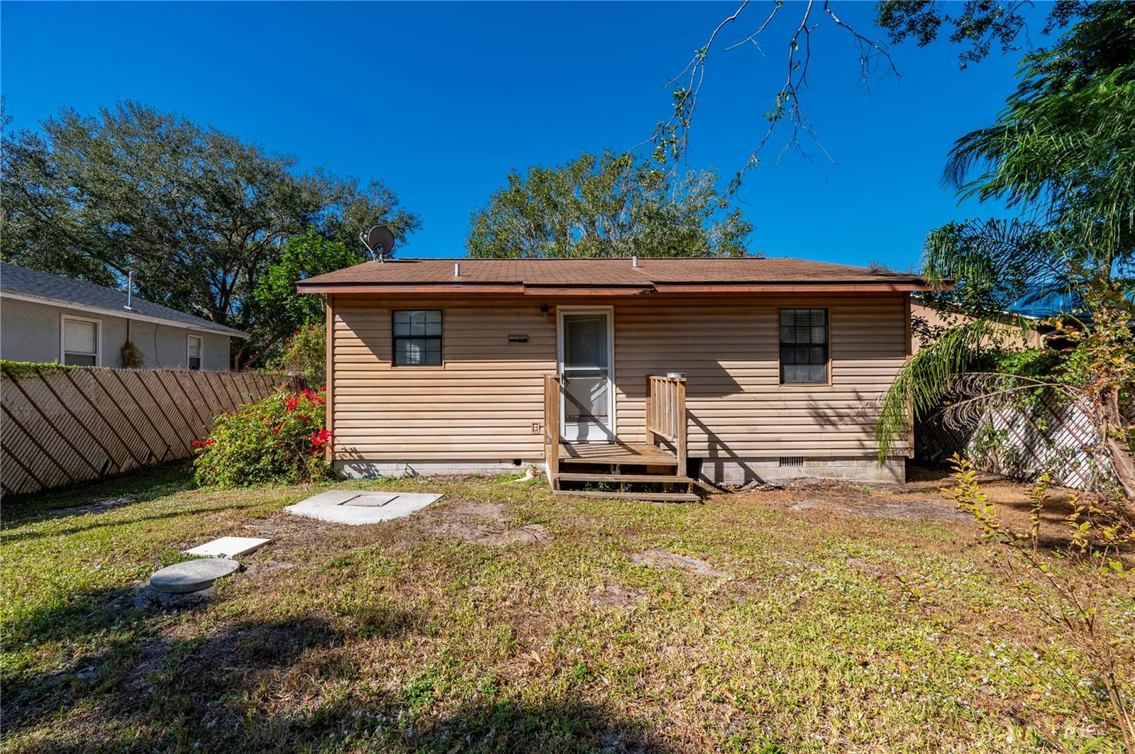 OGBURNS T B ADD TO TOWN OF OSPREY - Residential