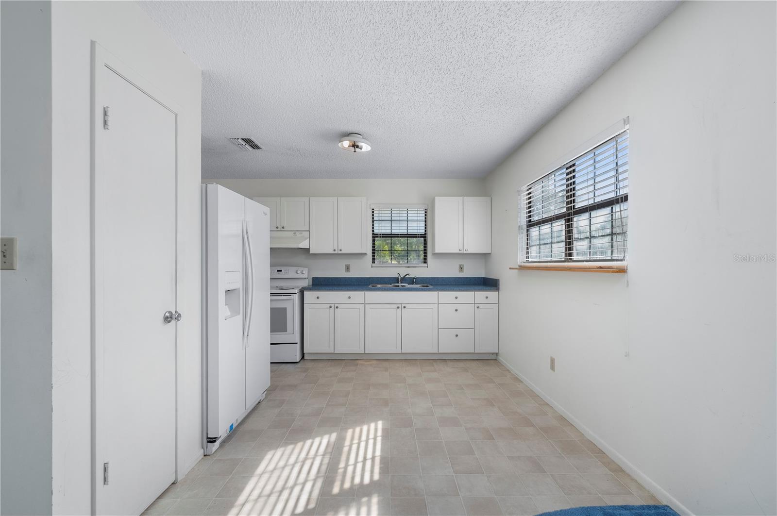 OGBURNS T B ADD TO TOWN OF OSPREY - Residential