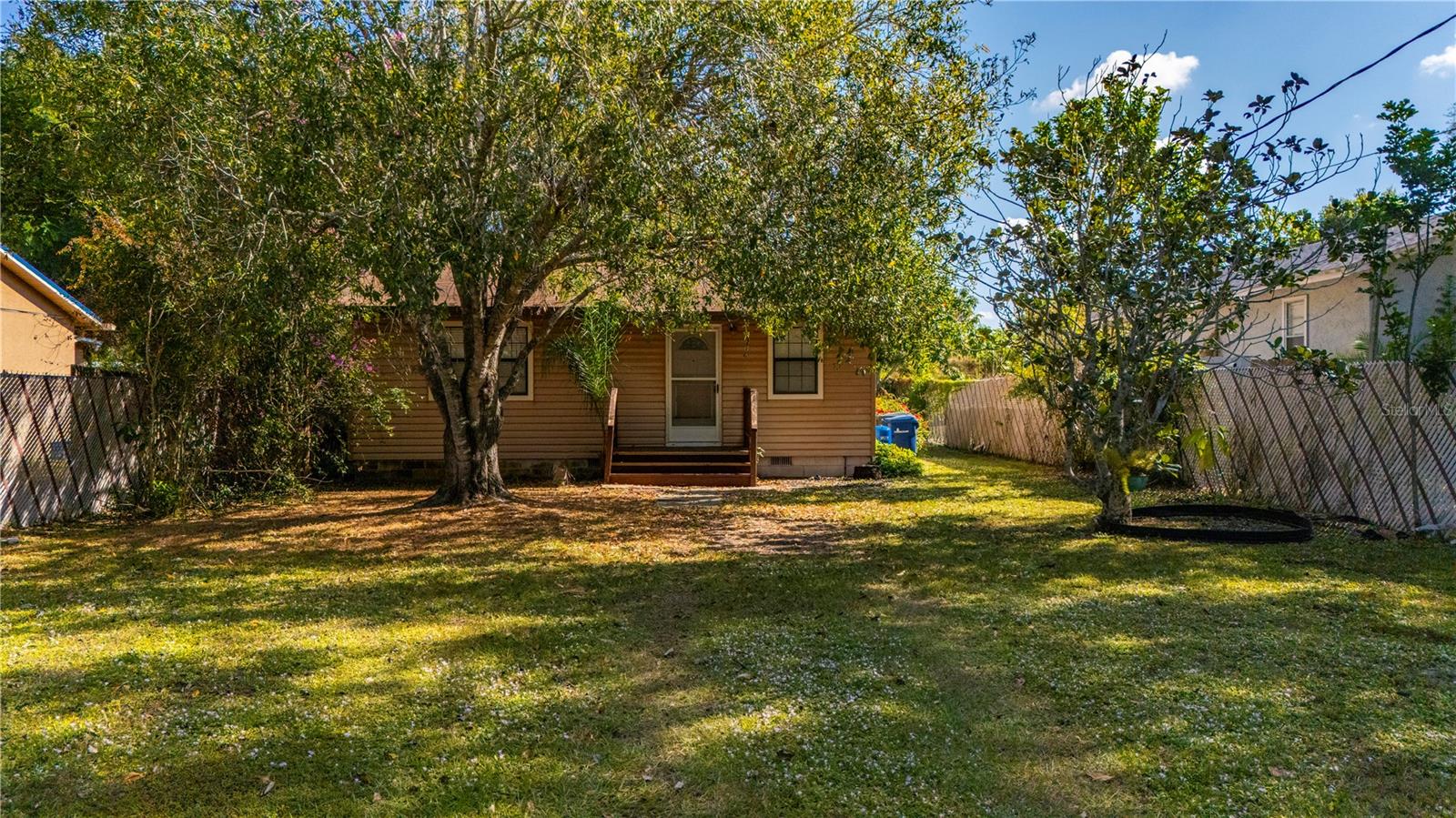 OGBURNS T B ADD TO TOWN OF OSPREY - Residential