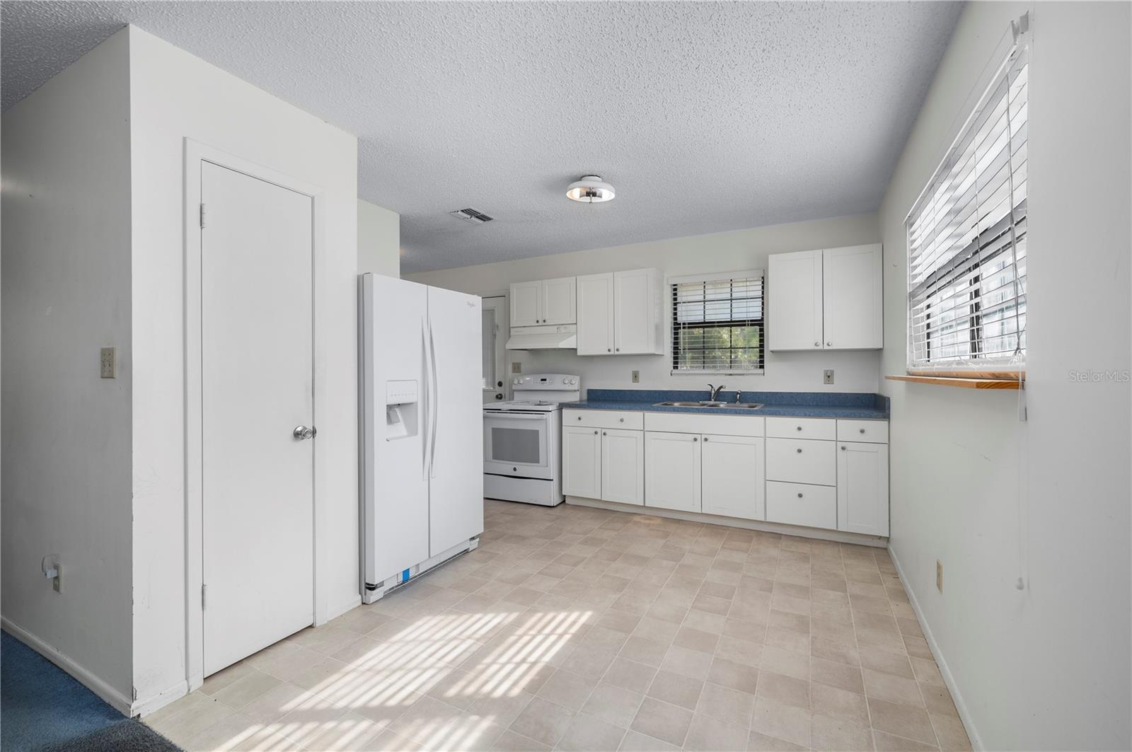 OGBURNS T B ADD TO TOWN OF OSPREY - Residential