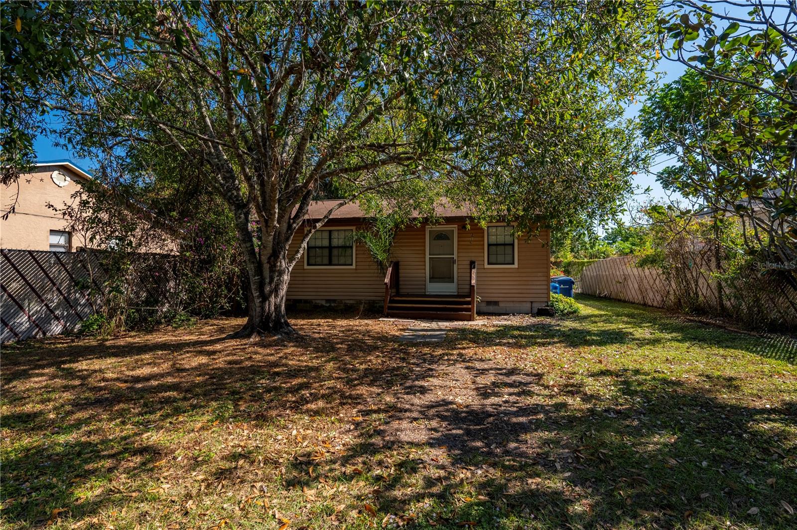 OGBURNS T B ADD TO TOWN OF OSPREY - Residential