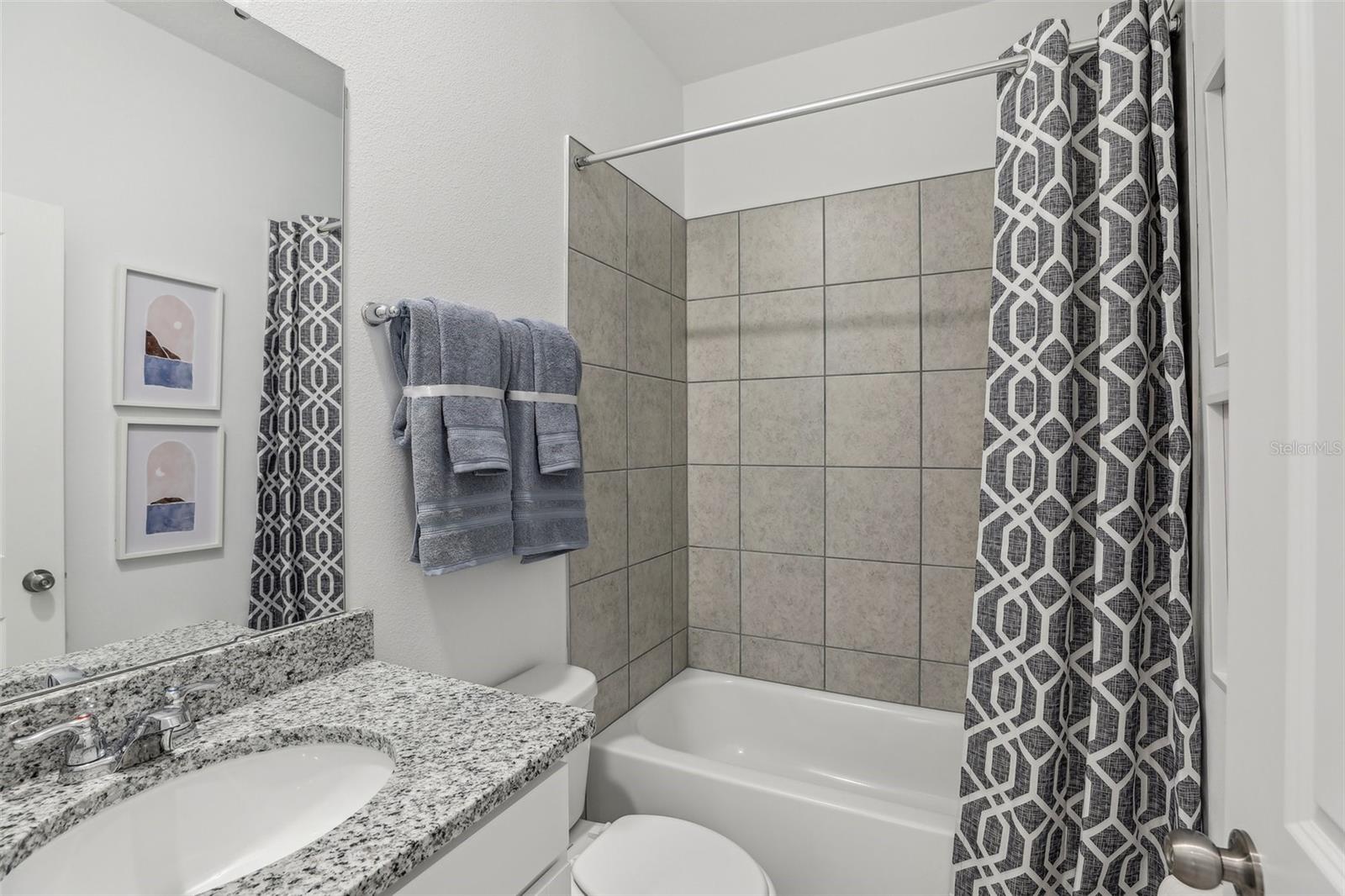 SUNSET LAKES ESTATES - Residential