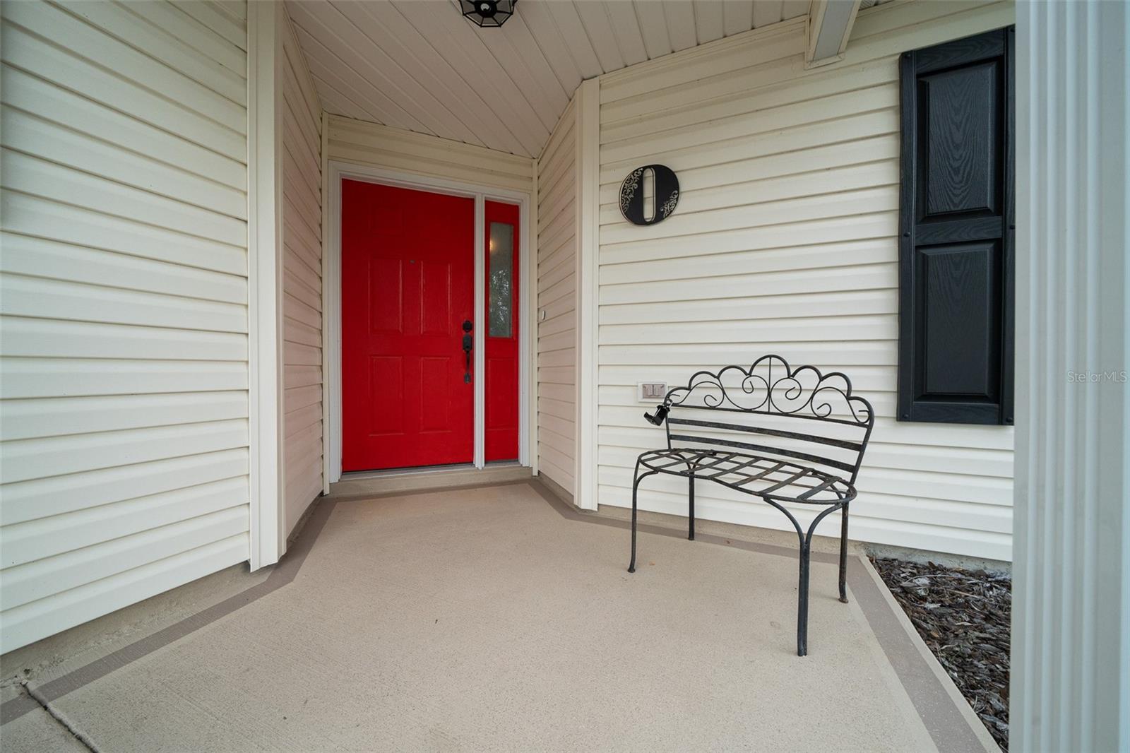 882 TANGLEWOOD PLACE
