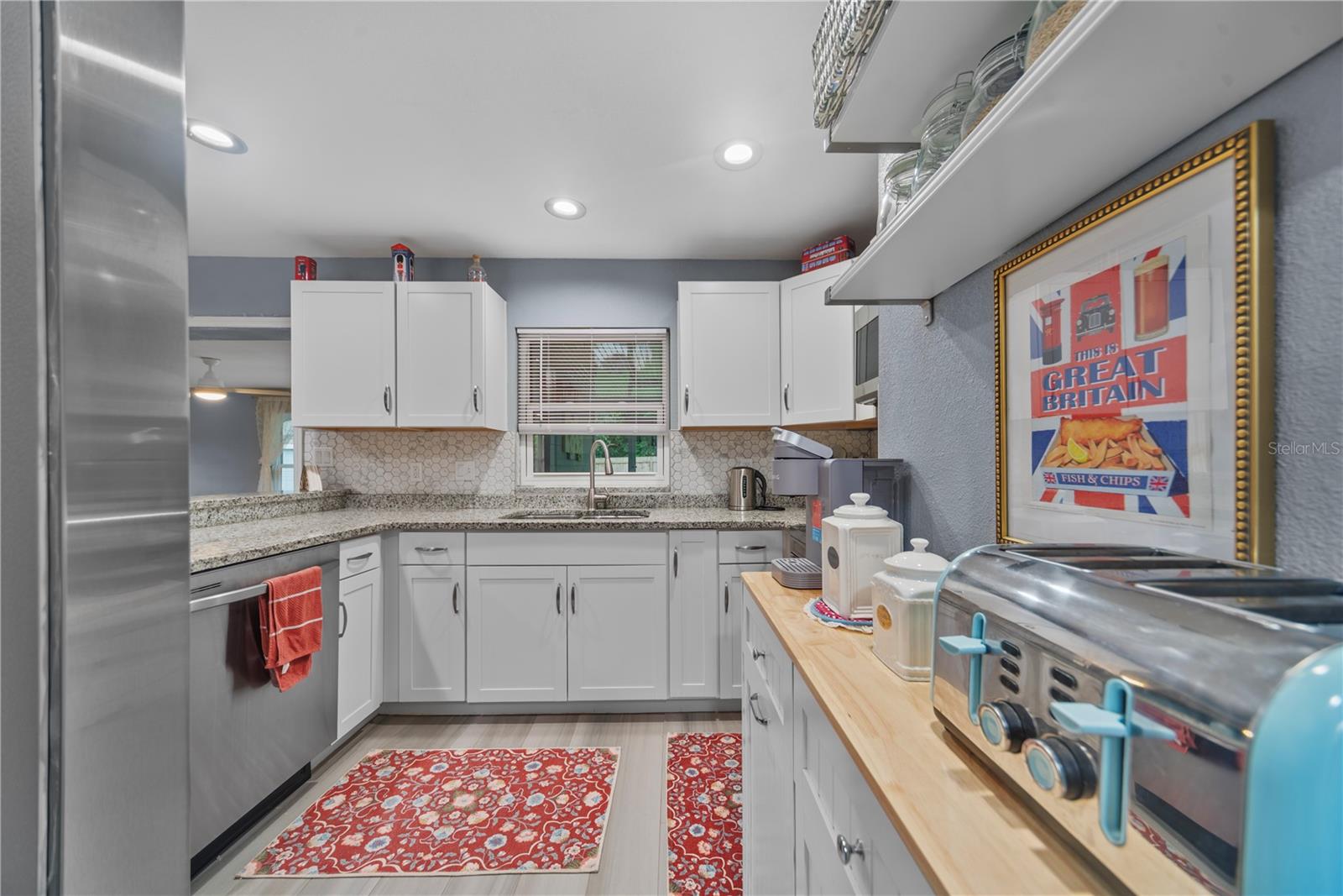 WHITE ACRES SUB - Residential