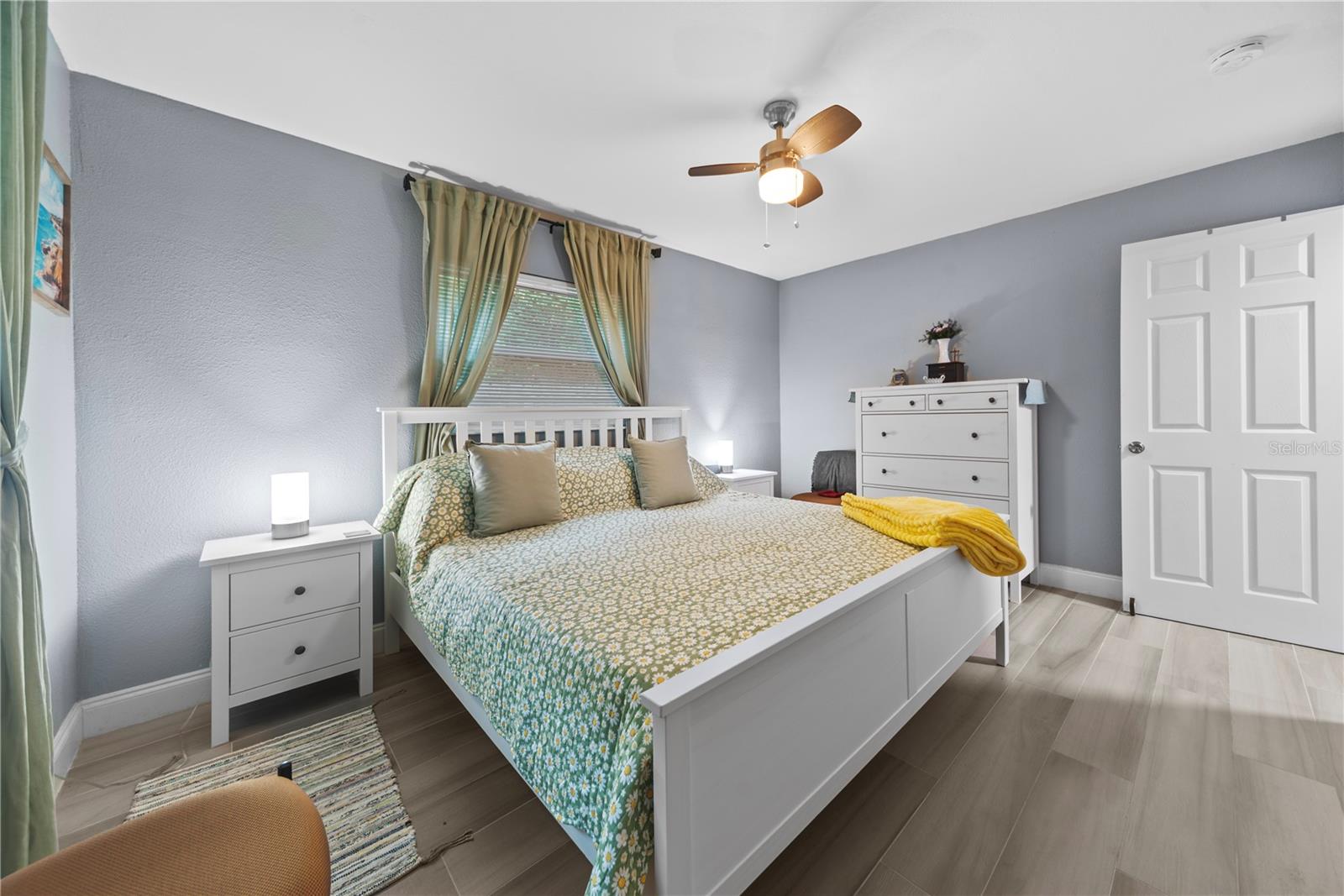 WHITE ACRES SUB - Residential