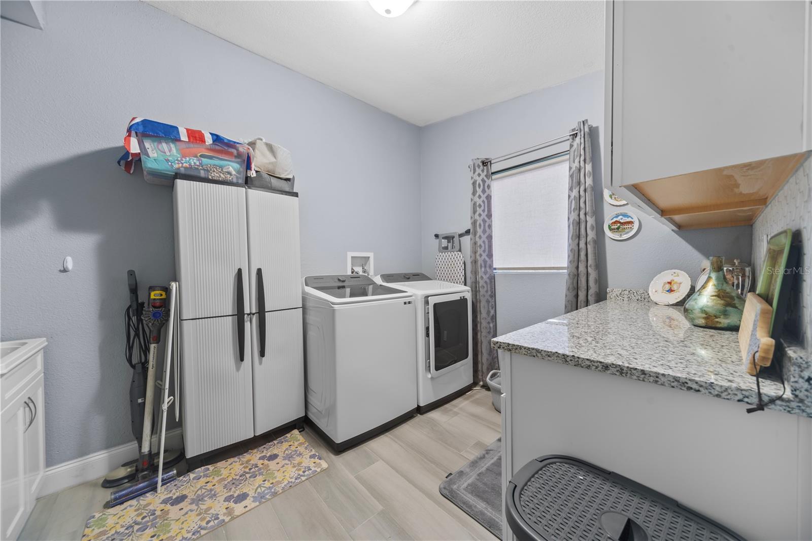 WHITE ACRES SUB - Residential