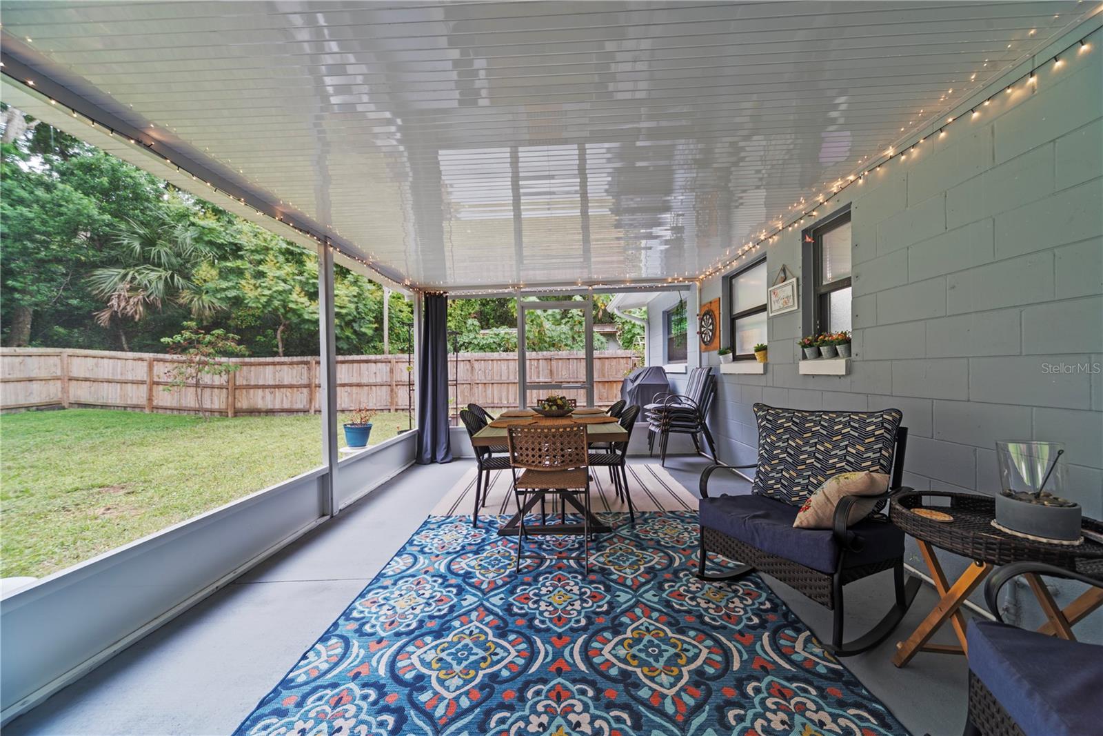 WHITE ACRES SUB - Residential