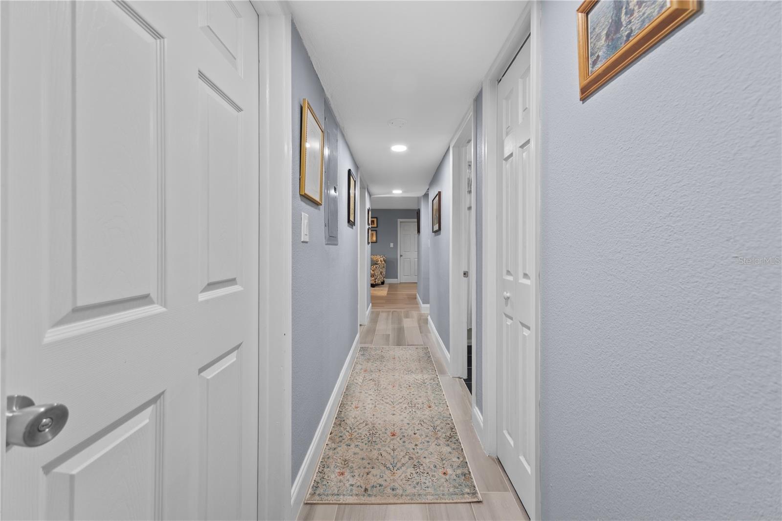 WHITE ACRES SUB - Residential