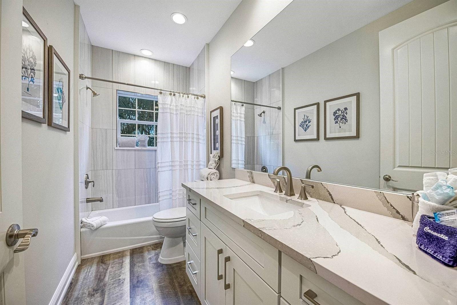 HOLMES BEACH DEV 1ST UNIT - Residential