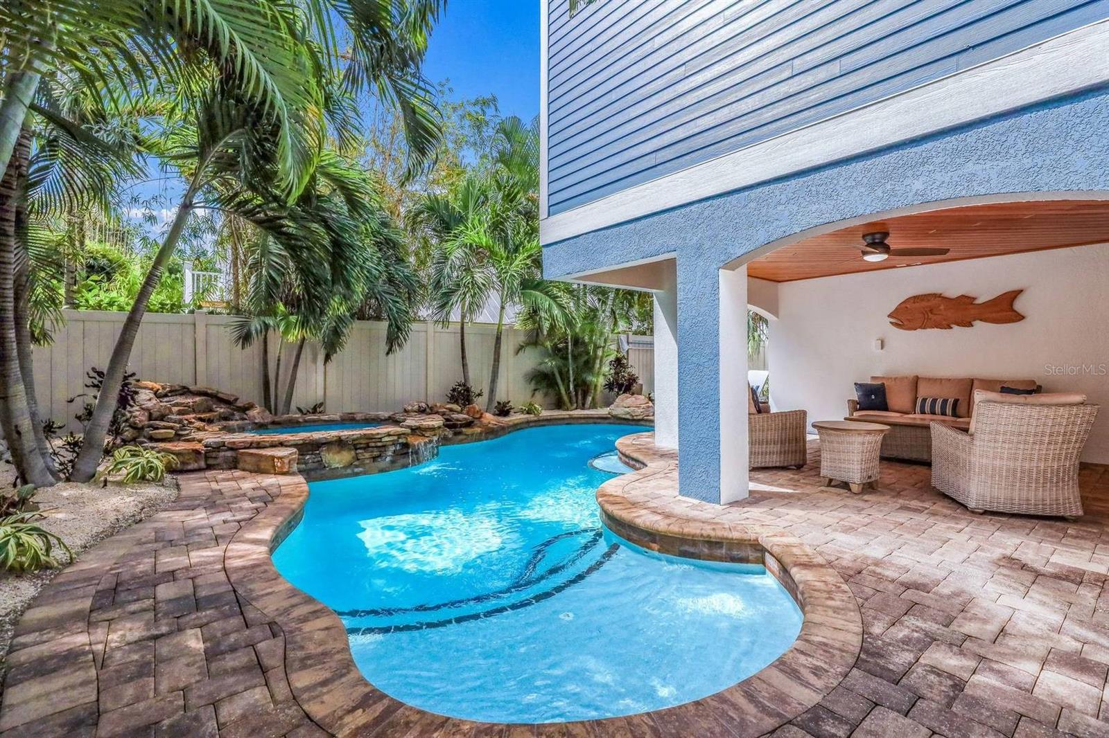 HOLMES BEACH DEV 1ST UNIT - Residential