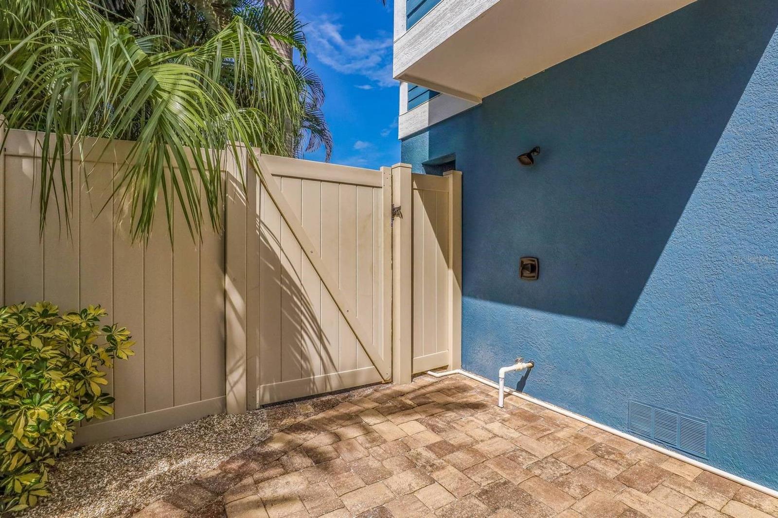 HOLMES BEACH DEV 1ST UNIT - Residential