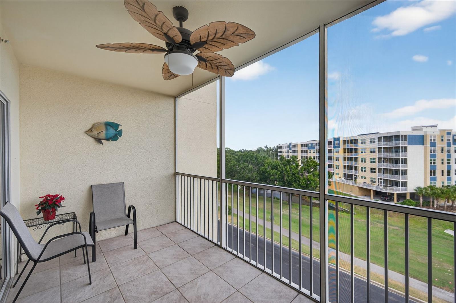 COUNTRY CLUB CONDO AT EAST BAY - Residential